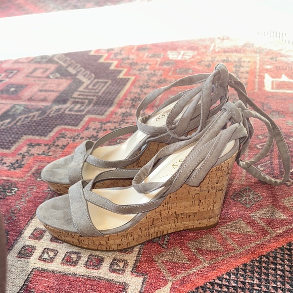 GUESS Women's Elegant Gray Lace-Up Sandals - Picture 9 of 12